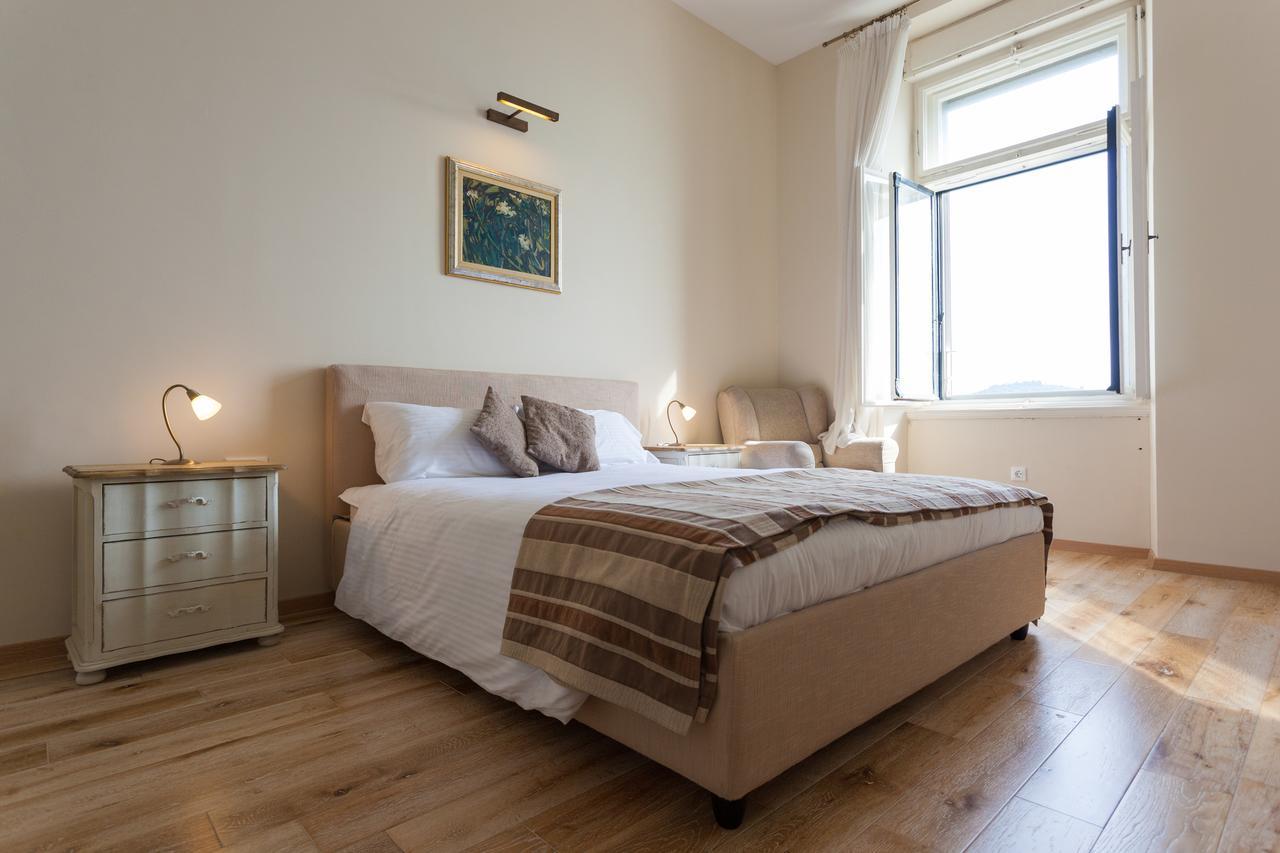 Luxury Beachfront Apartment Banje Dubrovnik Ngoại thất bức ảnh